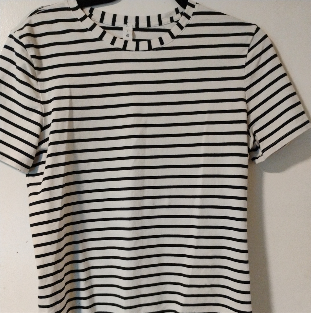 lululemon athletica Black and White Striped Short Sleeve Tee